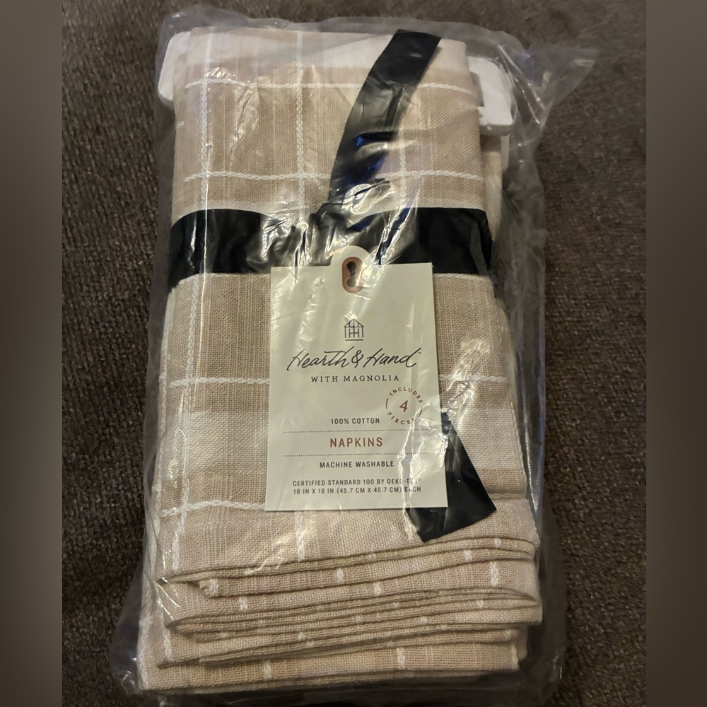 Hearth & Hand with Magnolia Cotton Napkins New W Tags Set of 4